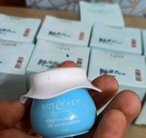 Dot &amp; Key Skincare Moisturizer - New!