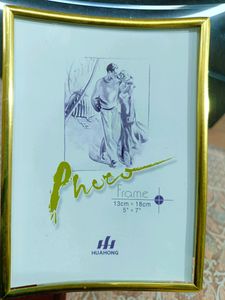Huahong New Curved Glass Gold Photo Frame