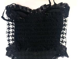slip top! completely padded and stretchable.