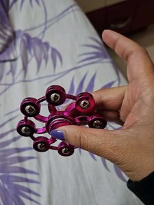 Purple Metal Spinner