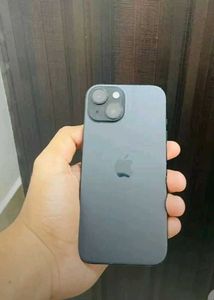 Selling My 8month Old iPhone 15