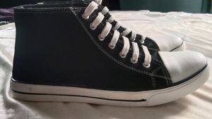 CONVERSE SHOES