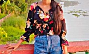 Floral Print Smocked Blouse