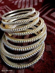 Its New Pearl Bangle