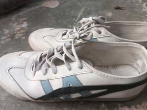 Vintage White & Blue Sneakers
