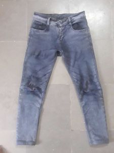 fashionic pants with cuts