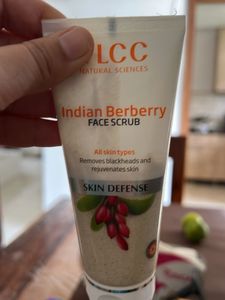 VLCC Indian Berberry Face Scrub