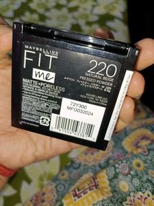 Sealed New Maybelline Pressed Compact Powder