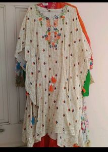 Embroidered Kaftan Kurta