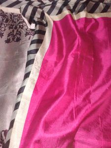 Womens Brand New Silk Gliterish Pink Saree.