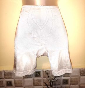 Size S/ M 🎁Buy 2 Get 1 Free🎁Vintage ShaperShorts
