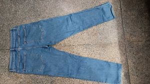 H&amp;M Regular Fit Denim Jeans (32-32)