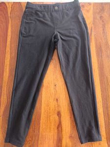 Black Skinny Jegging