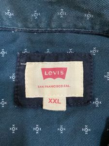 Levi&#39;s Blue Patterned Shirt