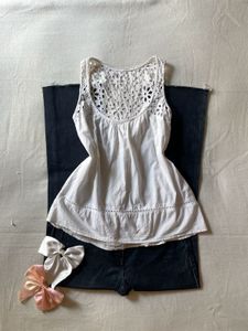 Crochet White Tank🧊