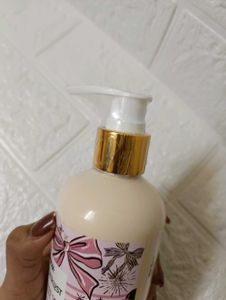 Nykaa Wanderlust Body Lotion