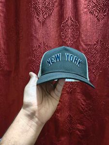 New York Yankees Cap 🧢