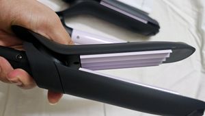 Philips Straighter/Curler/ Crimper