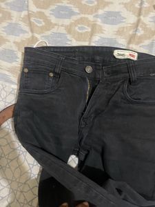 Black Jeans