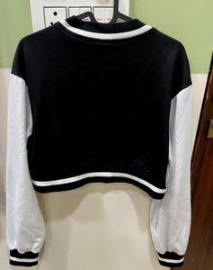 Short varsity sweatshirt