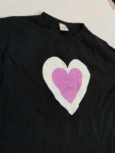 Black Heart Graphic Tee