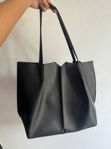SHEIN BLACK TOTE BAG