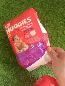 Baby Diapers - Pampers &amp; Huggies