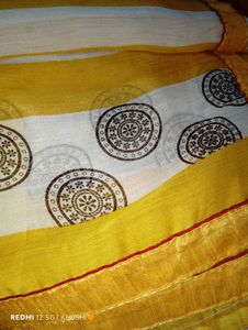 Elegant Yellow &amp; White Saree blouse