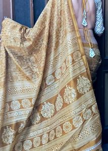Cotton saree With Attached Blouse Piece