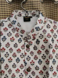 Floral Sleeveless Bandi