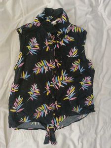 Tropical Leaf Sleeveless Top