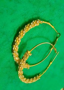 Sparkling Gold Hoop Earrings