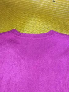 Magenta Pullover - Classic Style