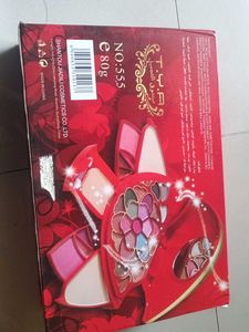 TIYA Fashion Make-Up Kit