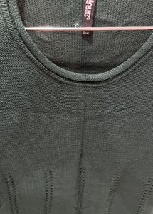 stretchable knitted green dress ripped pattern