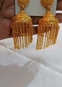 Gold Jhumka