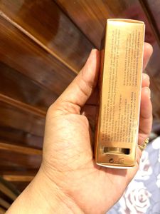 Swiss Beauty LIQUID HIGHLIGHTER