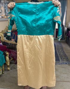 Teal Embroidered Kurta Set With Sequin And Beads