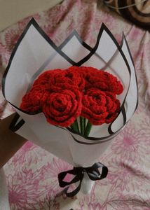 Handmade Crochet Bouquet (10 Roses)