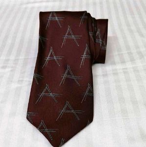 Maroon Tie with A pattern
