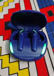 Gaming Earbuds At 40ms and Leds