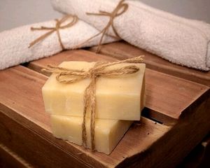 Handmade Shea Butter &amp; Goat Milk Moisturizing Soap