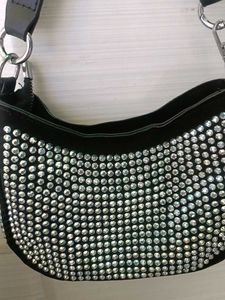 Sling Bag.