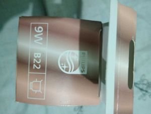 Phillips wifi Colour Changing Bulb 💡