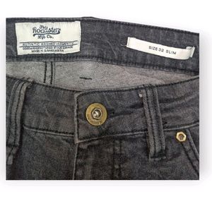 The Roadster Lifestyle Co Men Black Tapered Jeans