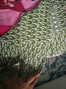 Chikenkari Kurti