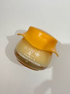 Dot &amp; Key vitamin C  E moisturiser