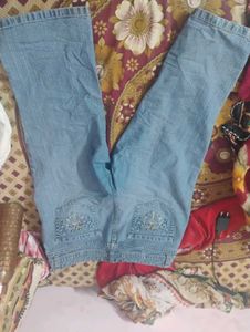 Denim Capri With Freebie