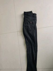 Simple Black Fashionable Jeans