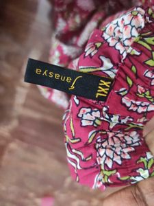 new xxl  Printed Maroon kurta pants